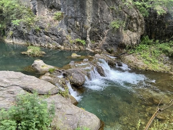 平凹国际家居 | 青春有梦，不负时光，共赏湖光山色！